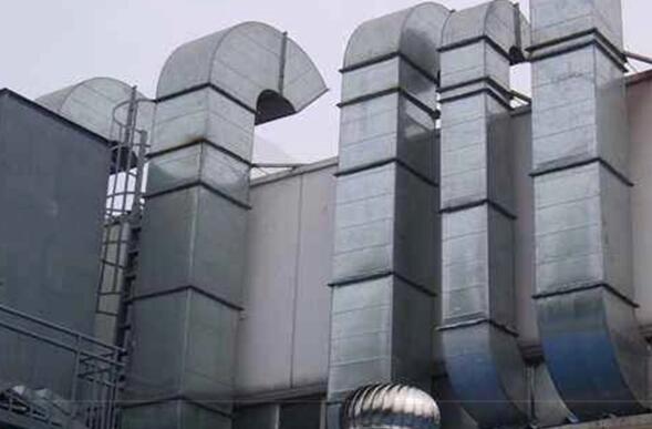 [江西消防排烟工程]沿途喷射出长达30多米的“**喷雾”吗